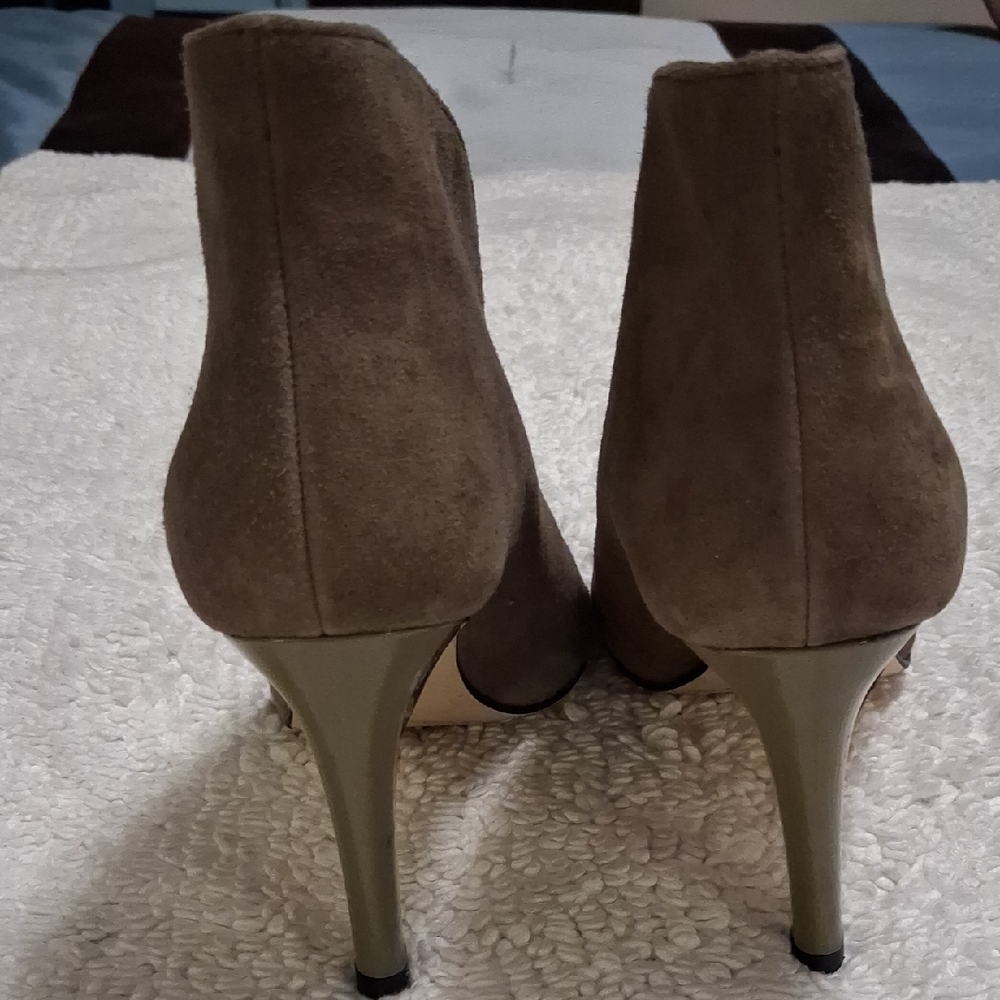 J.Renee Taupe Peep-Toe Heels - Picture 6 of 7
